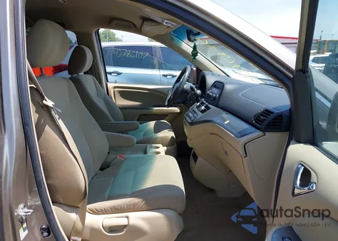 2010 Honda Odyssey Ex z USA, uszkodzony, nr VIN 5FNRL3H59AB019293